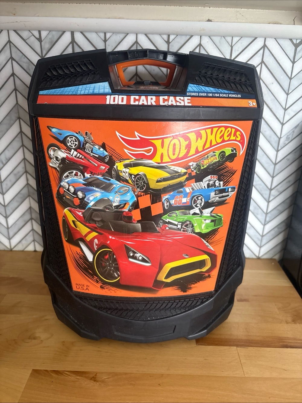 2015 Hot Wheels 100 - Car Storage Case w/ Handle and Wheels #20135 Black